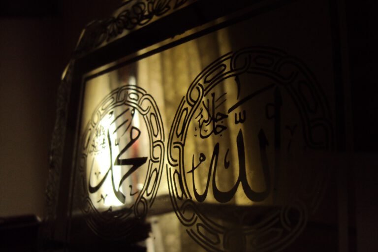 The Blessings of Giving: Exploring the Spiritual Rewards of Zakat in Ramadan