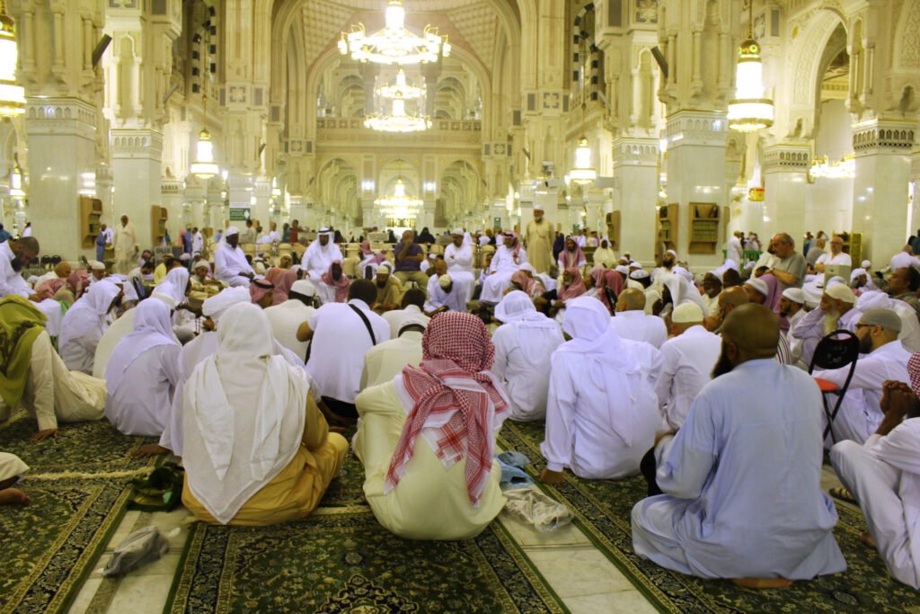 How To Start A Halaqa: A Step-By-Step Guide - Spar Blog